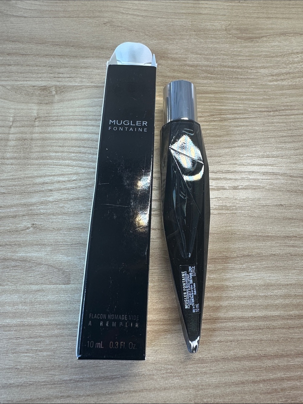 Mugler Fontaine Refilable travel spray, no fragrance inside